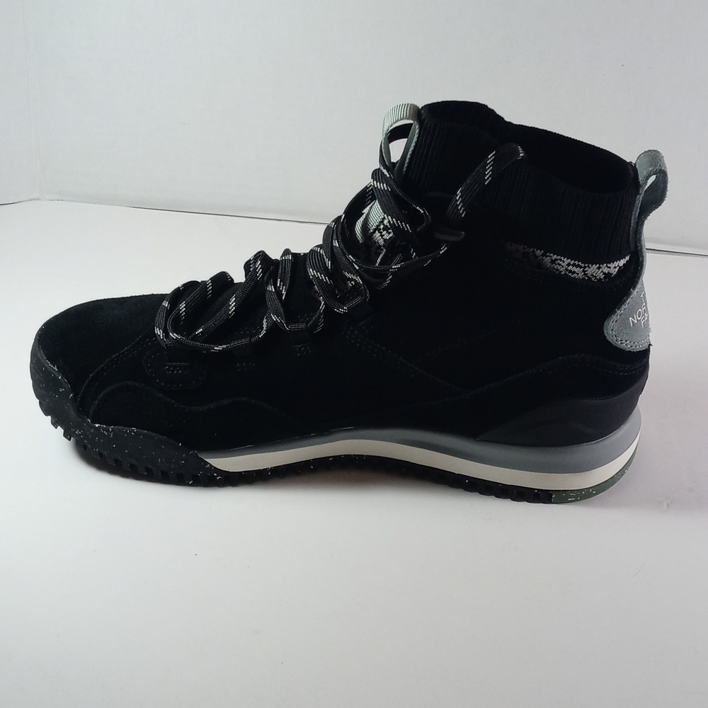 Boot - Picture 3 of 5